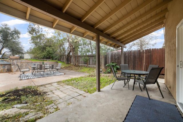 5505 Hammond Ct, Citrus Heights, CA 95621