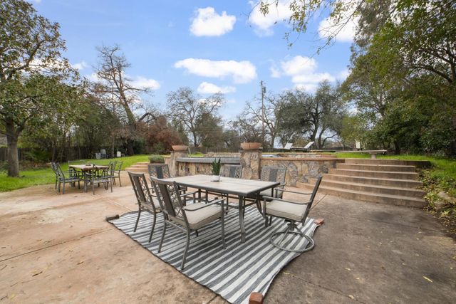 5505 Hammond Ct, Citrus Heights, CA 95621