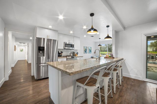 5505 Hammond Ct, Citrus Heights, CA 95621