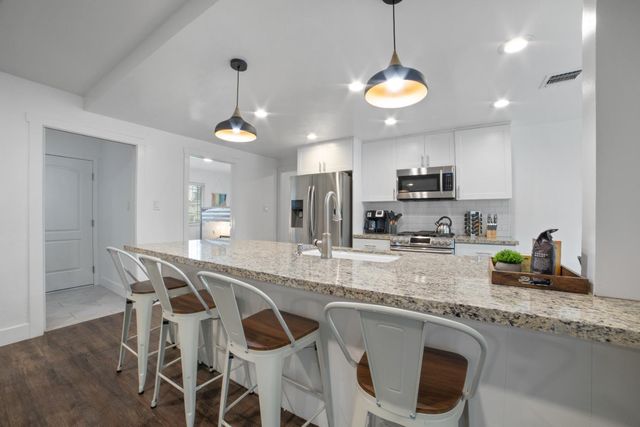 5505 Hammond Ct, Citrus Heights, CA 95621