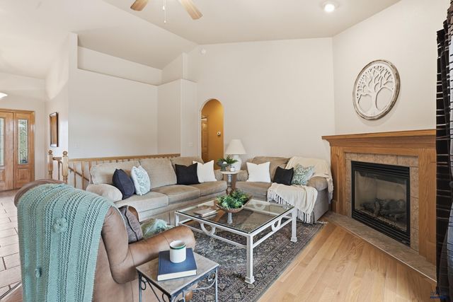 4451 WESTRIDGE RD, Rapid City, SD 57702