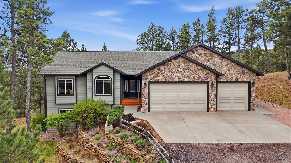 4451 WESTRIDGE RD, Rapid City, SD 57702