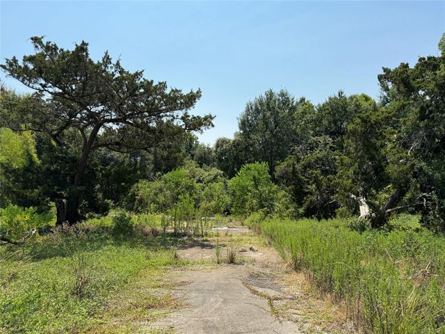 1404 Sheridan Drive, Baytown, TX 77520
