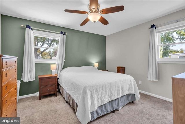 15 RADNOR BLVD, Marlton, NJ 08053