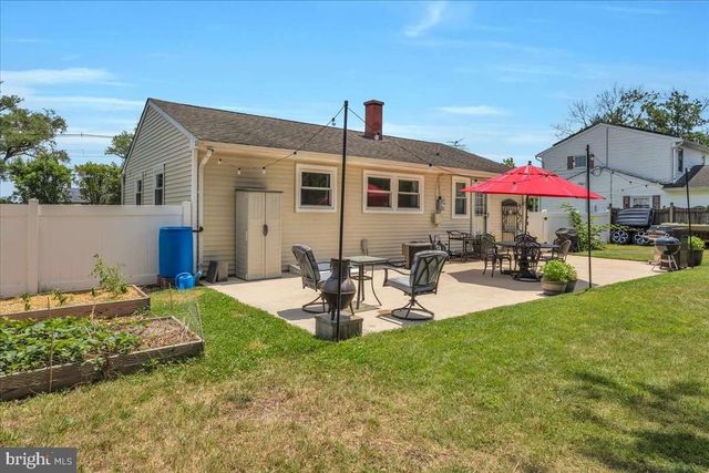 15 RADNOR BLVD, Marlton, NJ 08053