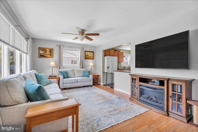 15 RADNOR BLVD, Marlton, NJ 08053