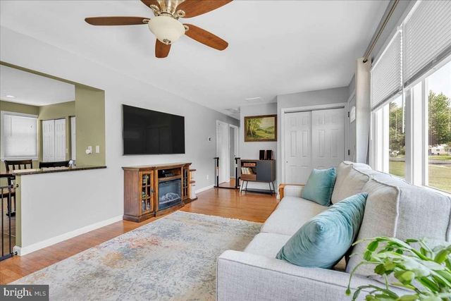 15 RADNOR BLVD, Marlton, NJ 08053