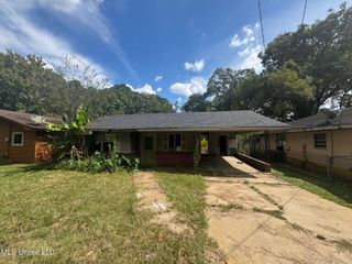 4326 Sunset Drive, Jackson, MS 39213