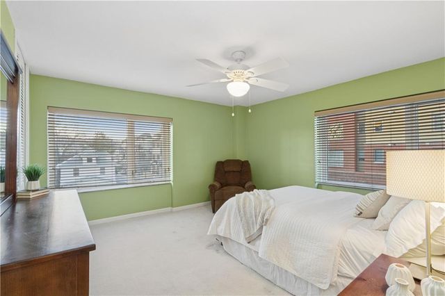 4545 Wornall Road 310, Kansas City, MO 64111