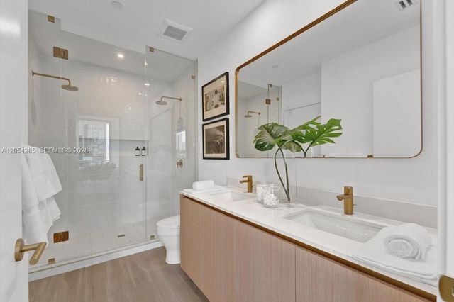 90 NE 32nd Street PH05, Miami, FL 33127