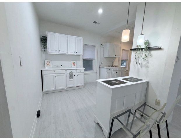 6 Bolton Place, Brockton, MA 02301