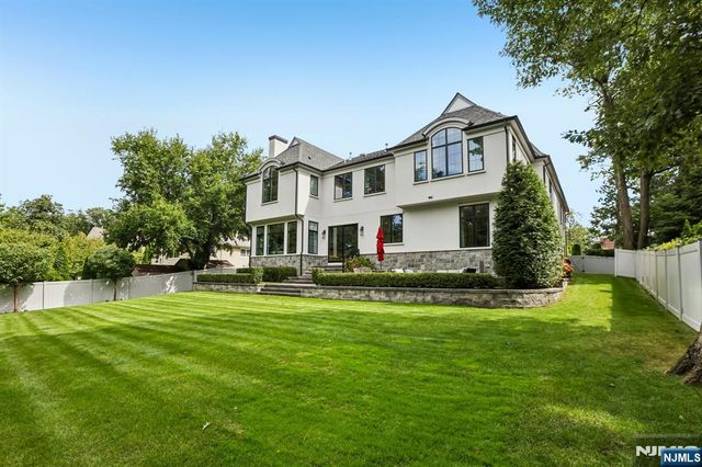 464 Woodland Street, Englewood, NJ 07631