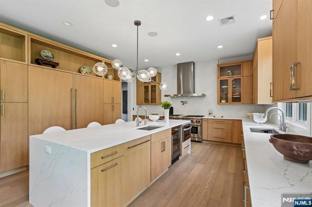 464 Woodland Street, Englewood, NJ 07631