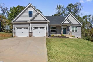 615 Forden Drive, Wellford, SC 29385