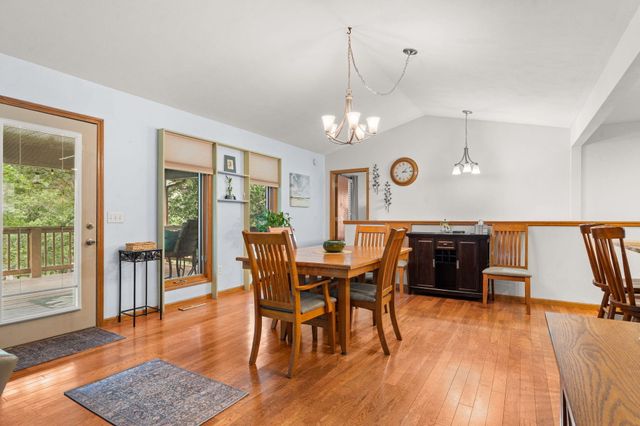 4 Andrew Drive, Branson West, MO 65737