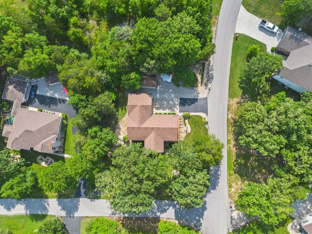 4 Andrew Drive, Branson West, MO 65737