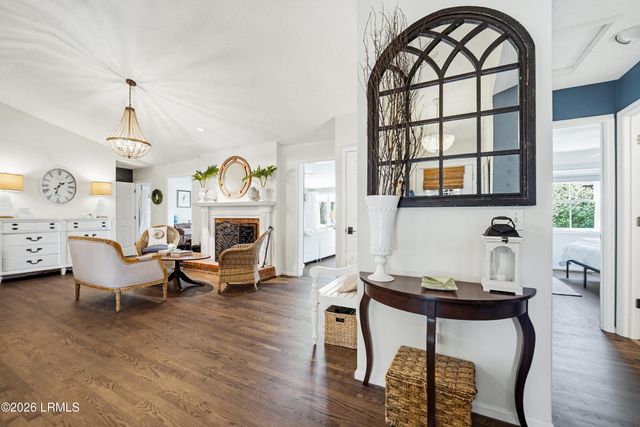 2100 Pigeon Point Road, Beaufort, SC 29902