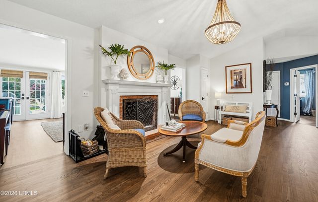 2100 Pigeon Point Road, Beaufort, SC 29902