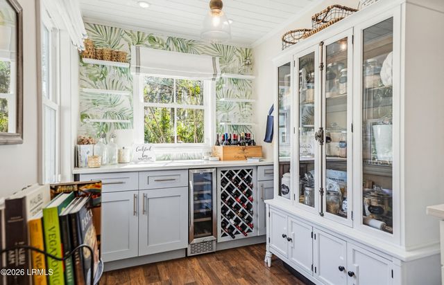 2100 Pigeon Point Road, Beaufort, SC 29902