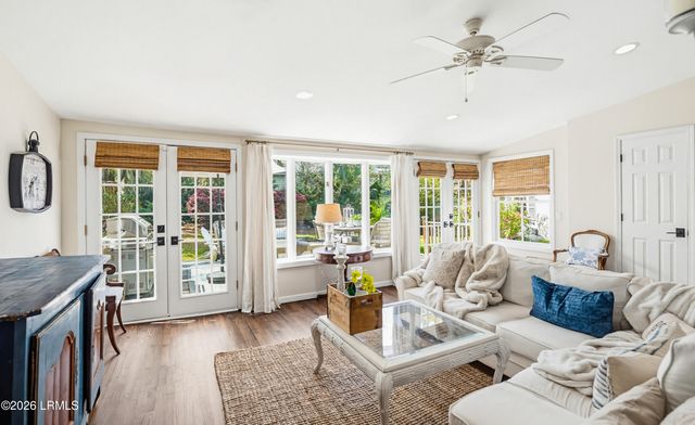 2100 Pigeon Point Road, Beaufort, SC 29902