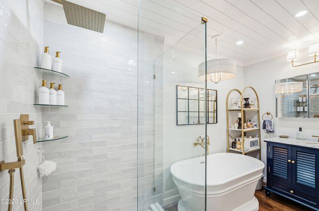 2100 Pigeon Point Road, Beaufort, SC 29902