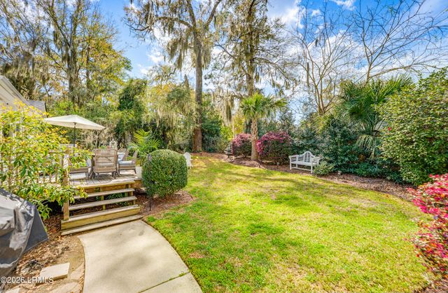 2100 Pigeon Point Road, Beaufort, SC 29902