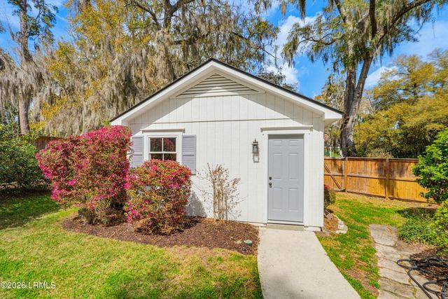 2100 Pigeon Point Road, Beaufort, SC 29902