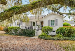 2100 Pigeon Point Road, Beaufort, SC 29902