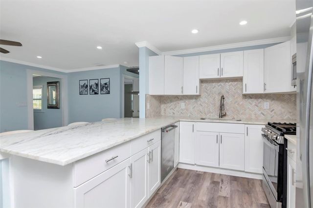 3814 6TH AVENUE N, St Petersburg, FL 33713