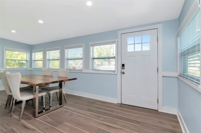 3814 6TH AVENUE N, St Petersburg, FL 33713