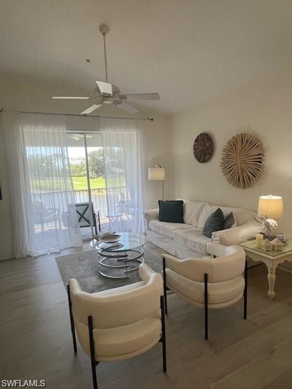2325 Carrington CT 204, Naples, FL 34109
