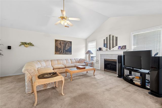 1500 Sanford Drive, Bentonville, AR 72712