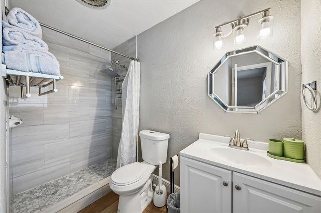 520 FAIRFAX LANE, Apollo Beach, FL 33572