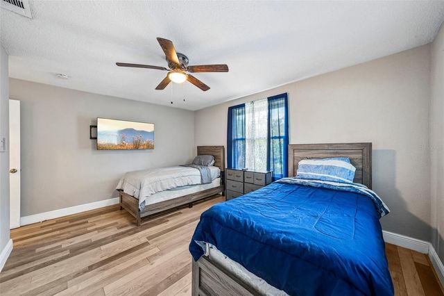 520 FAIRFAX LANE, Apollo Beach, FL 33572