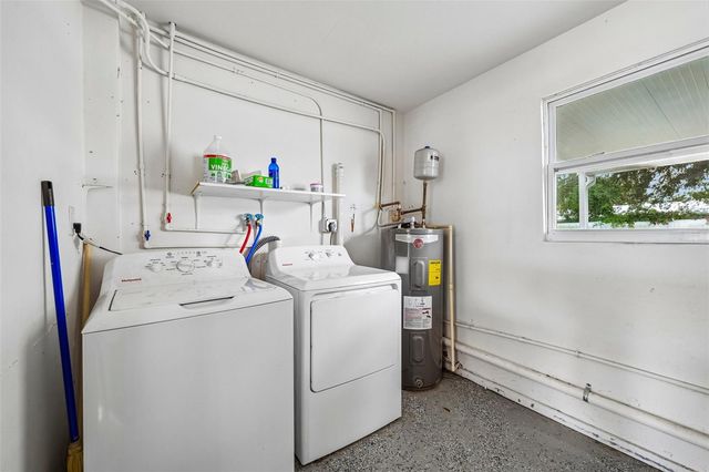 520 FAIRFAX LANE, Apollo Beach, FL 33572