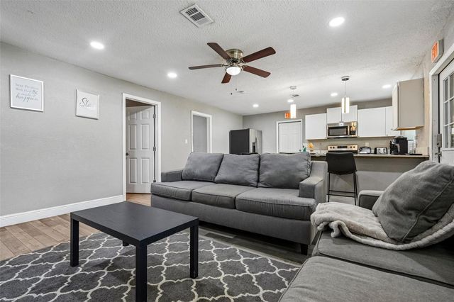 520 FAIRFAX LANE, Apollo Beach, FL 33572