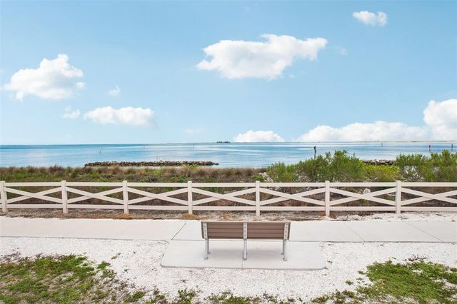 520 FAIRFAX LANE, Apollo Beach, FL 33572