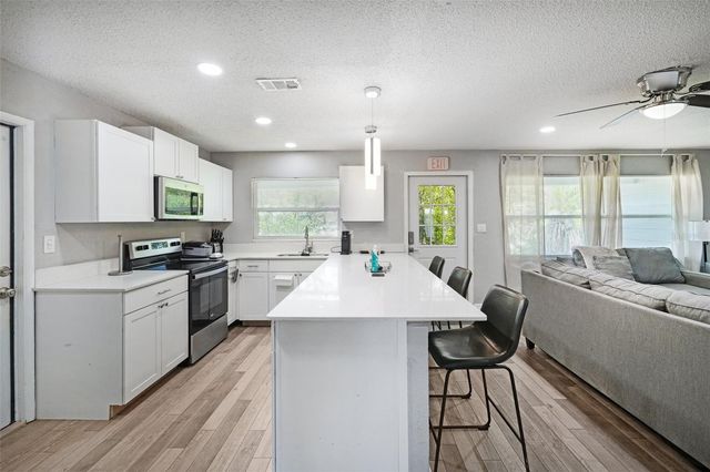 520 FAIRFAX LANE, Apollo Beach, FL 33572
