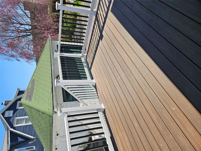 182 Parkway N, Yonkers, NY 10704