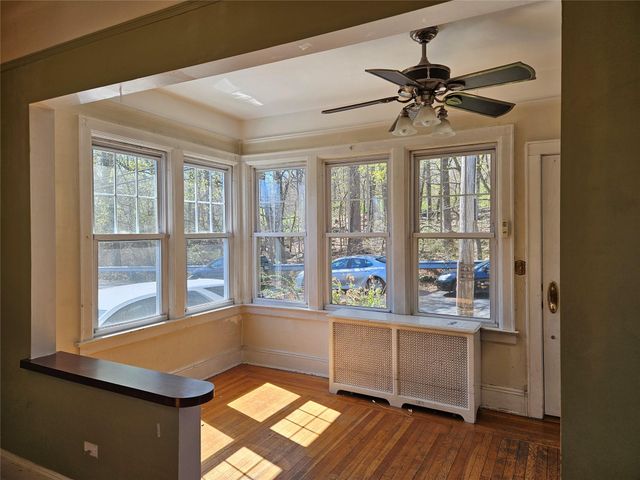 182 Parkway N, Yonkers, NY 10704