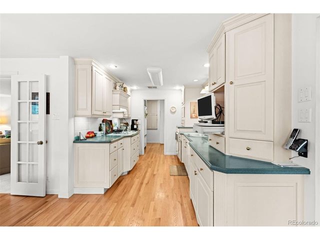 250 S Cherry St, Denver, CO 80246