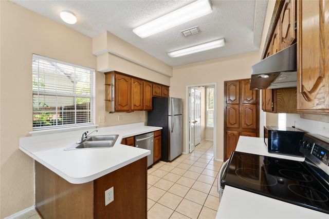 7845 Ember Oaks Drive, North Richland Hills, TX 76182