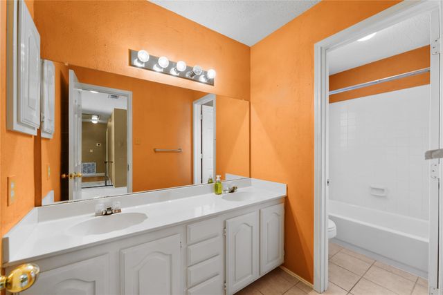 7845 Ember Oaks Drive, North Richland Hills, TX 76182