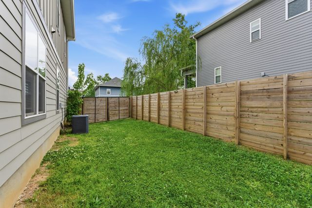 2140 15th Ave, N, Nashville, TN 37208