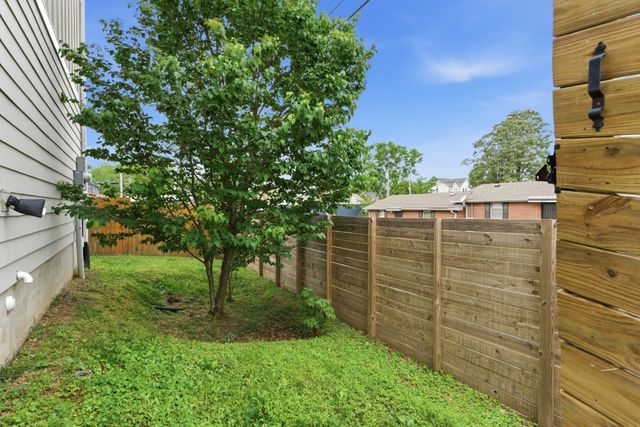 2140 15th Ave, N, Nashville, TN 37208
