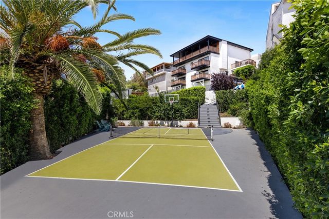 5150 Campo Road, Woodland Hills, CA 91364