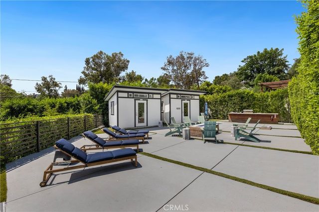 5150 Campo Road, Woodland Hills, CA 91364