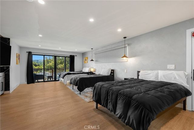 5150 Campo Road, Woodland Hills, CA 91364
