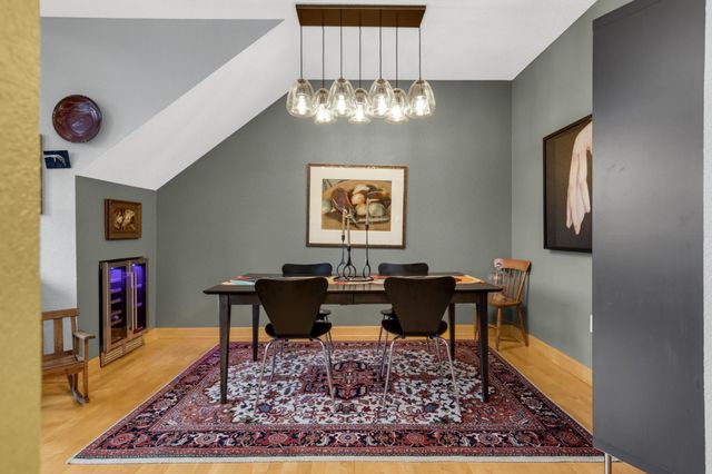 308 E 18th Street 303, Minneapolis, MN 55404