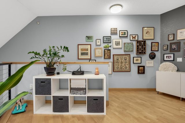 308 E 18th Street 303, Minneapolis, MN 55404